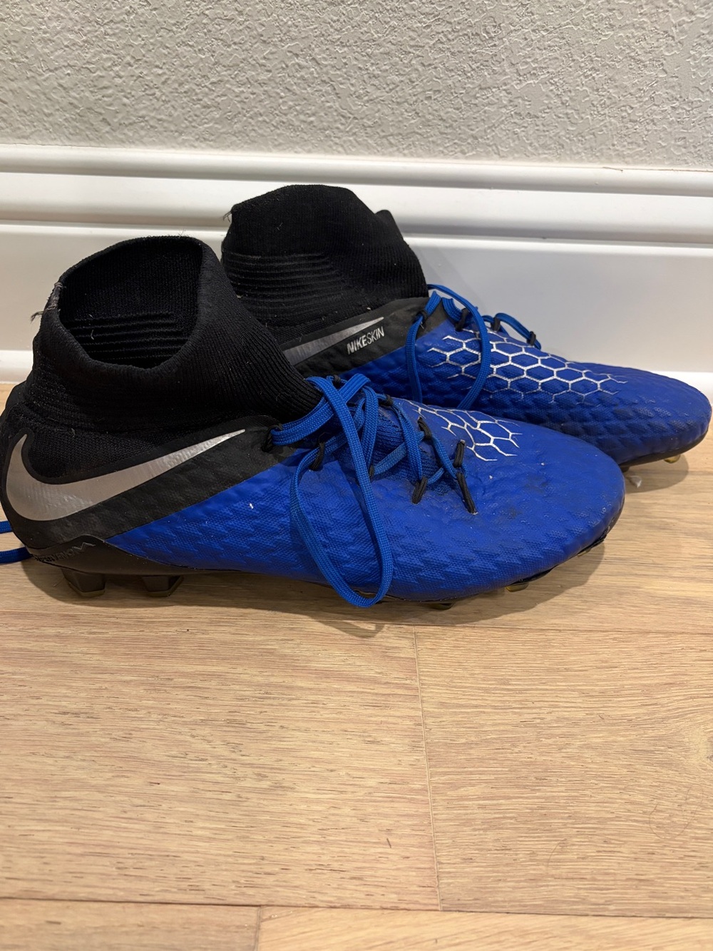 Nike Hypervenom Phantom III (3) Pro Soccer Cleats Size 11.5